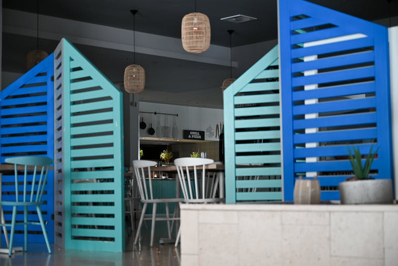 Inside Papa Ginos restaurant — warm, welcoming dining atmosphere
